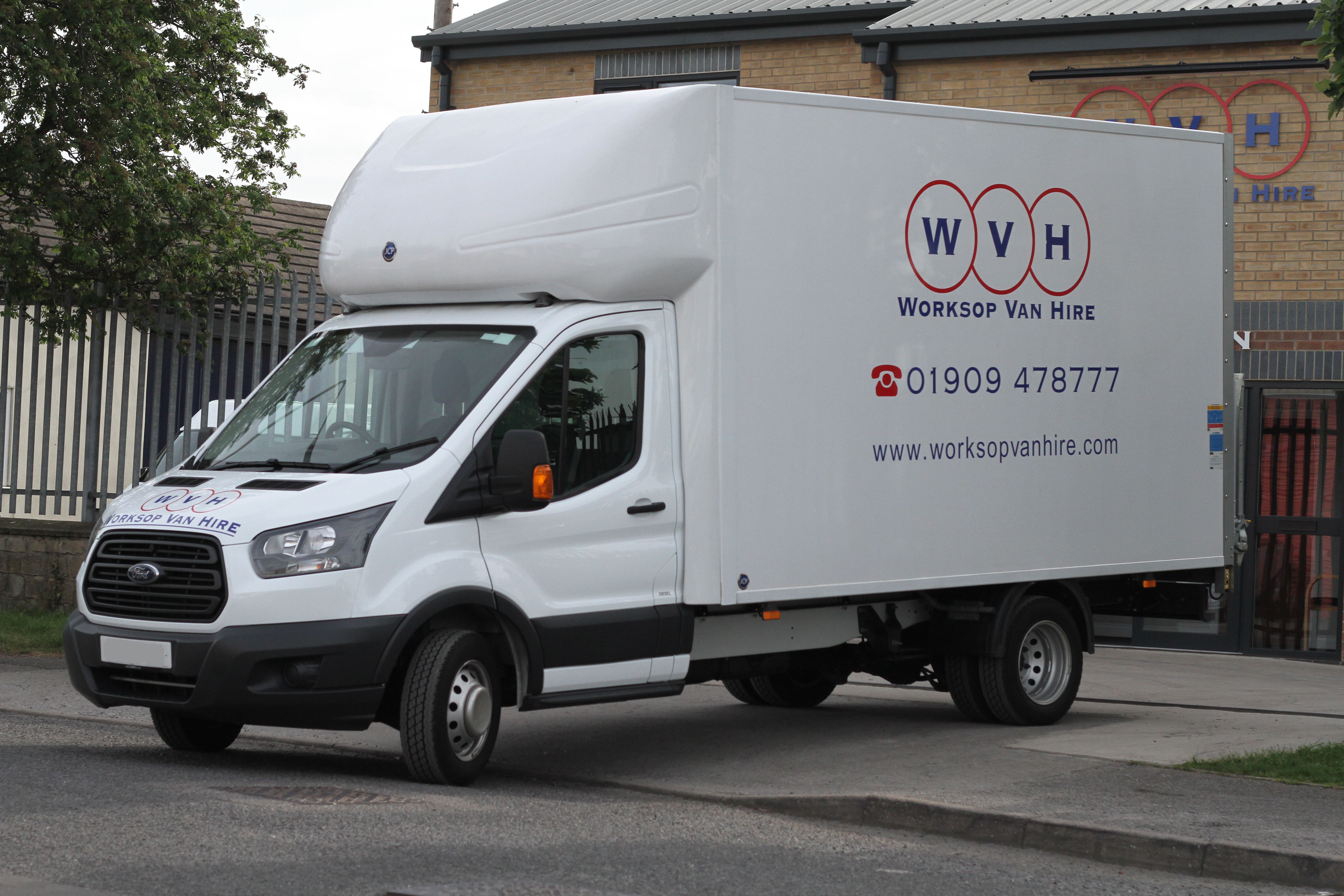 Luton vans perfect for moving house in Worksop